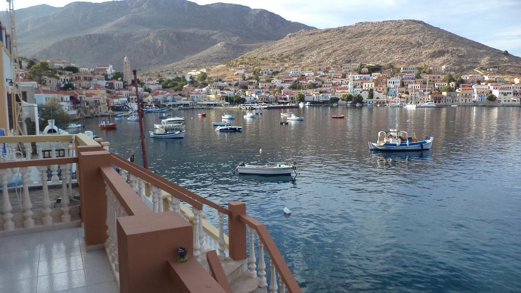 Villa Skiadeni Chalki Town Habitación foto